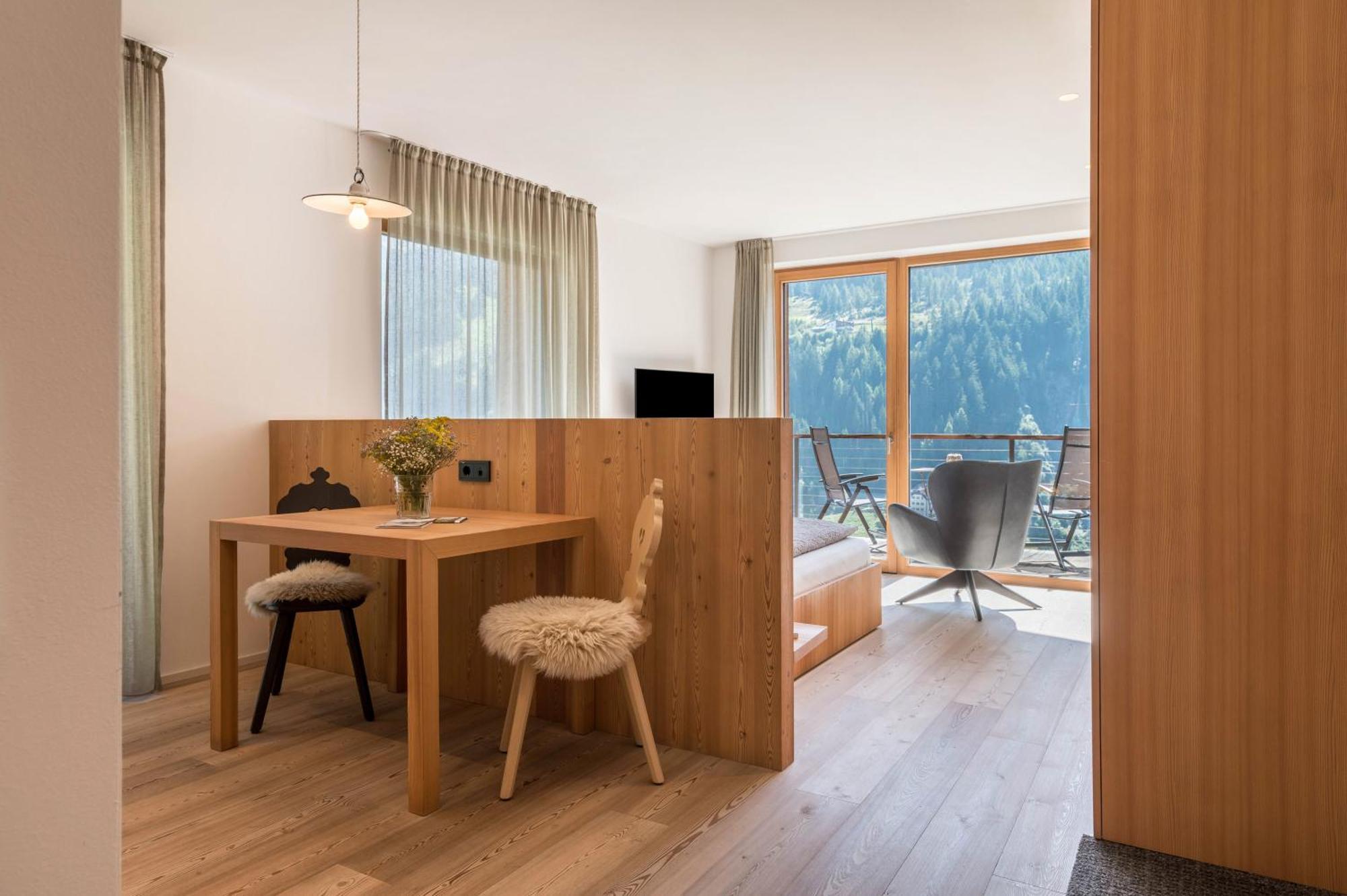 Vista Dolomites Apartment Liberty Santa Cristina Val Gardena Eksteriør bilde